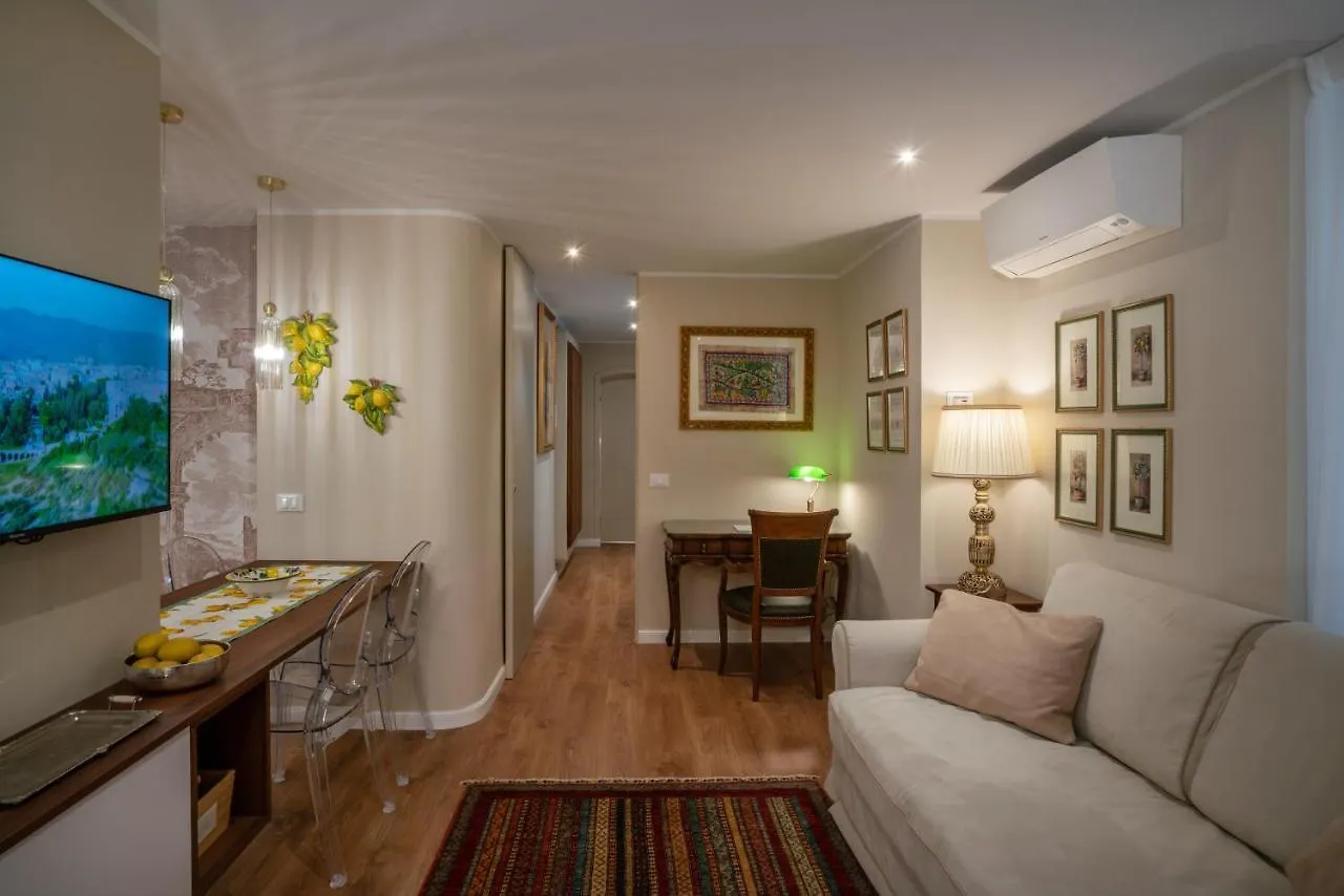 Charming Stay In Roma - Luxury Holiday Apartment Olaszország