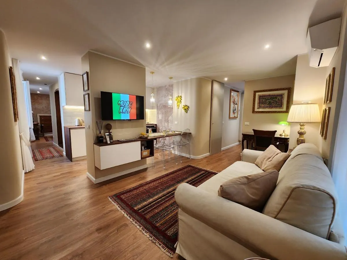 Charming Stay In Roma - Luxury Holiday Apartment Olaszország
