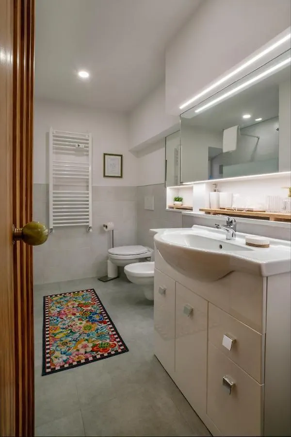 Charming Stay In Roma - Luxury Holiday Apartment Ρώμη