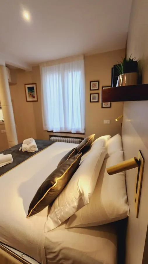 Charming Stay In Roma - Luxury Holiday Apartment Ρώμη
