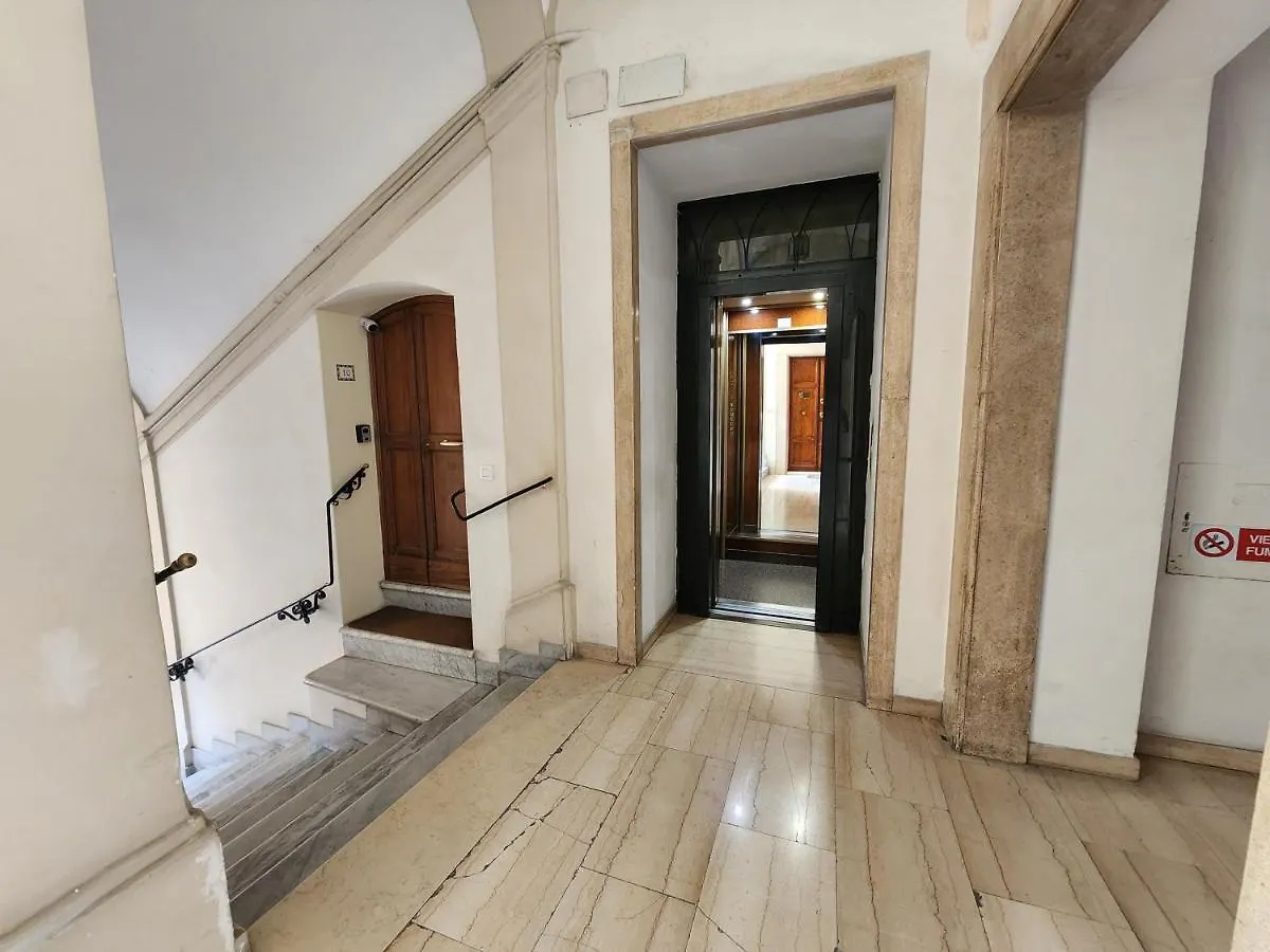 Charming Stay In Roma - Luxury Holiday Apartment