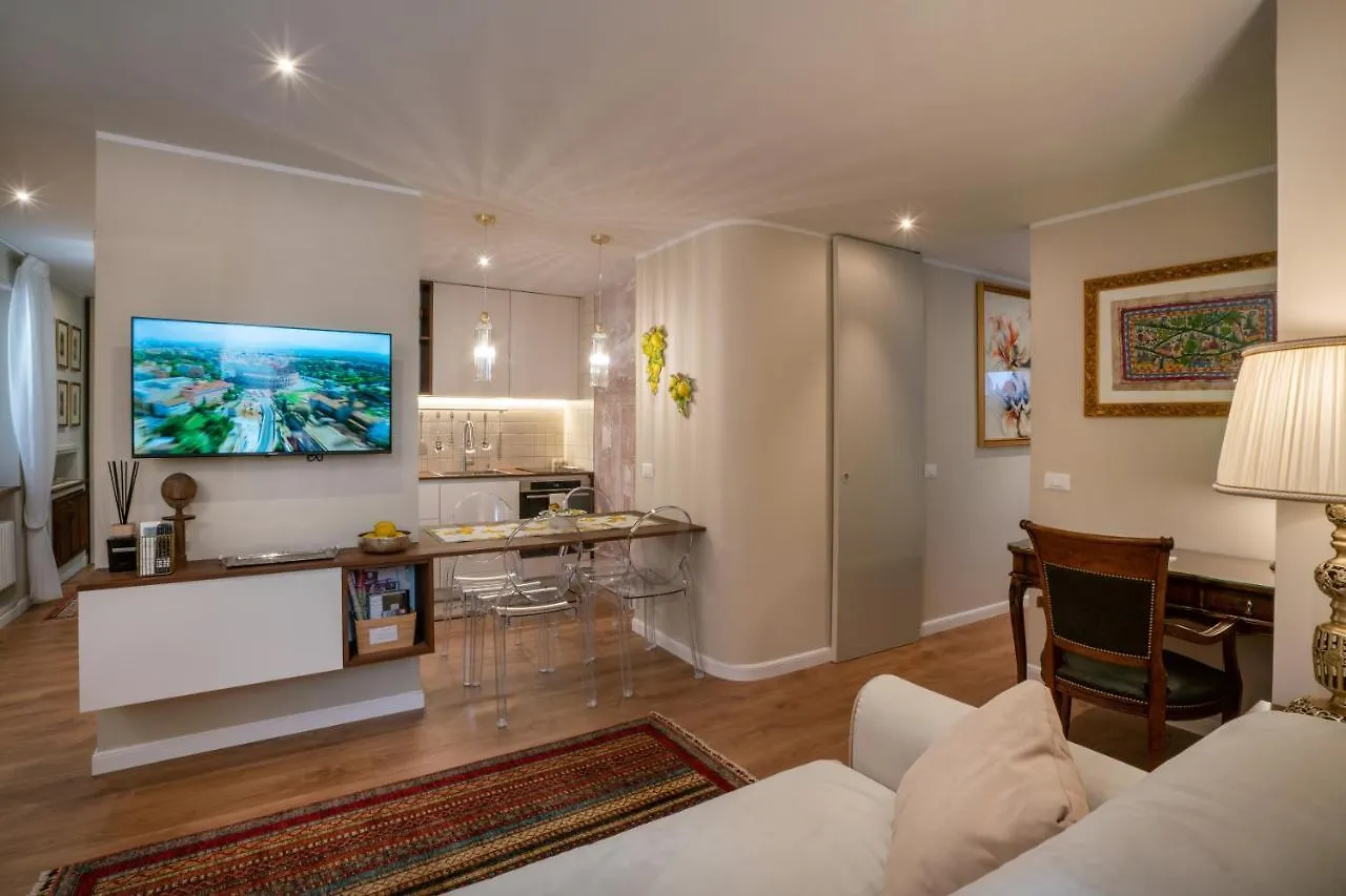 Charming Stay In Roma - Luxury Holiday Apartment